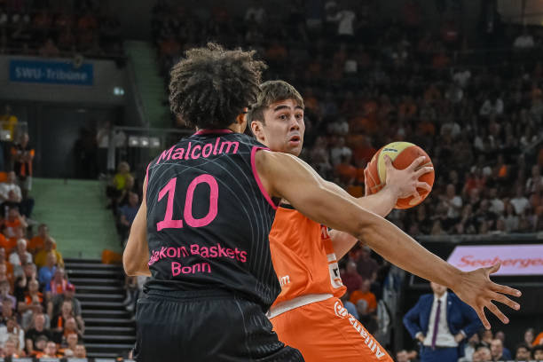 40人的大 40人的大